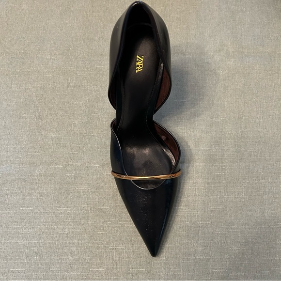 Zara Black Pointed Toe Heels - Picture 5 of 16